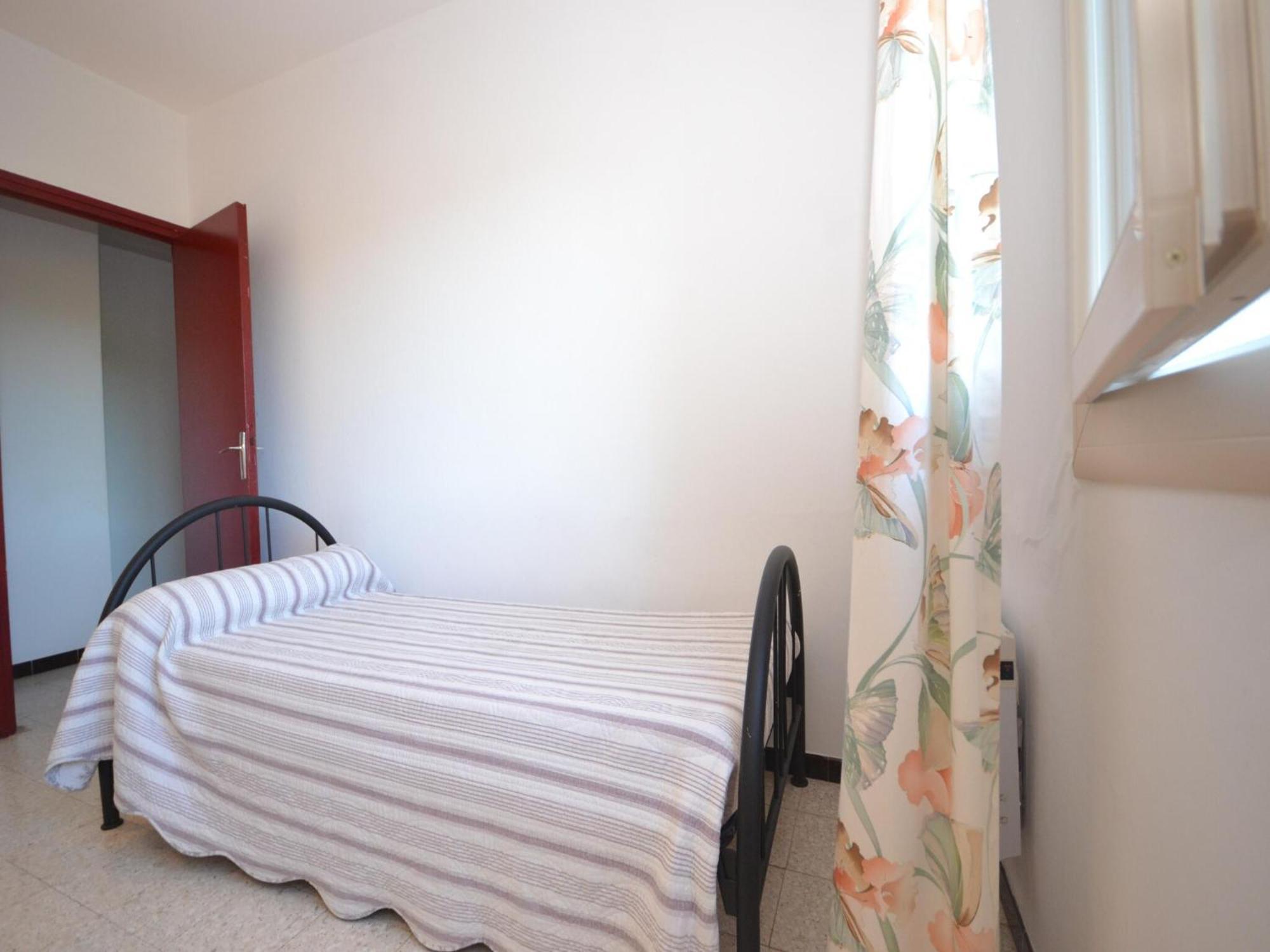 Apartment With Pool Amid Vineyards And Near The Beach Mèze Exteriör bild