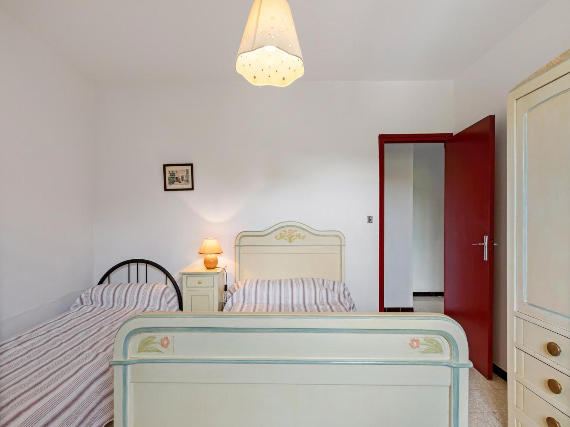 Apartment With Pool Amid Vineyards And Near The Beach Mèze Exteriör bild